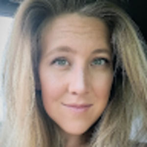 Meet your Posher, Mara